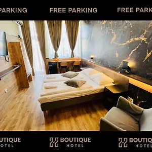 Boutique & Event Center , בודפשט הונגריה