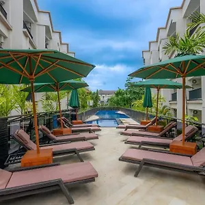 Cross Vibe Paasha Atelier Bali Kuta إندونيسيا