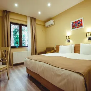 3* Ξενοδοχείο Brick House